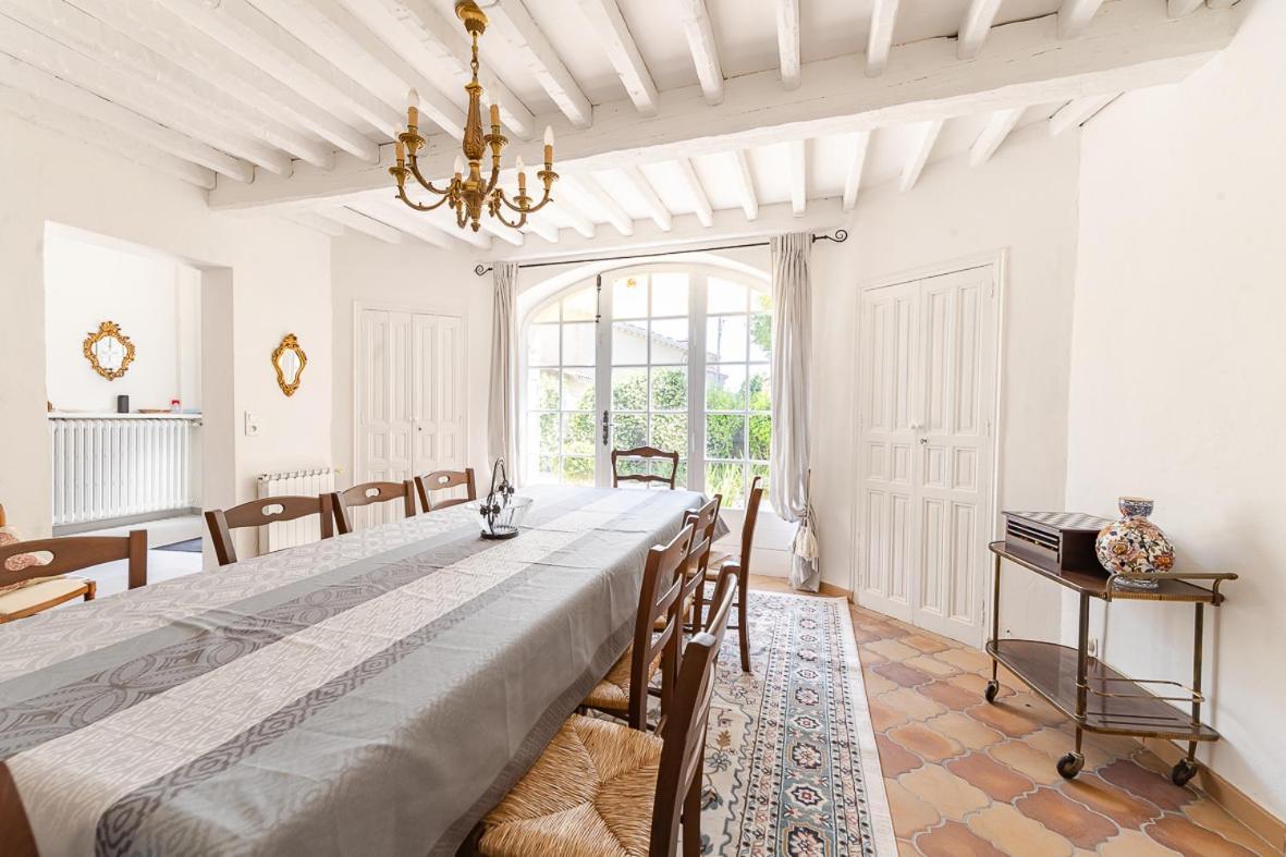 Maison De Maitre 230M² En Plein Coeur Du Village Camps-la-Source Buitenkant foto