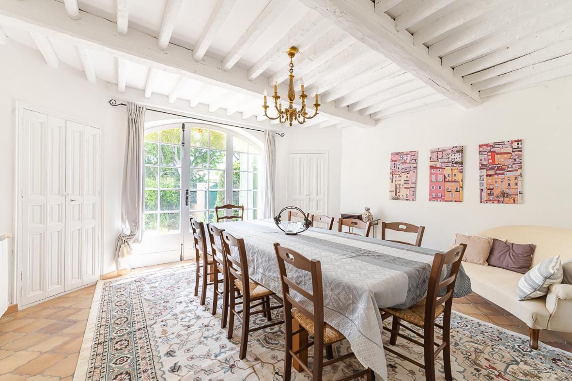 Maison De Maitre 230M² En Plein Coeur Du Village Camps-la-Source Buitenkant foto